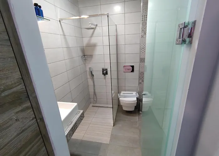 Celeste Deluxe Appart hôtel