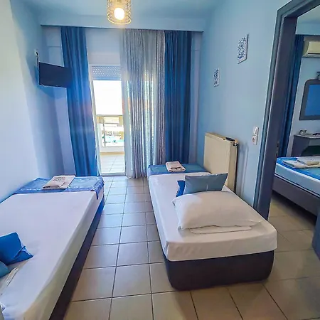 Celeste Deluxe Apartahotel